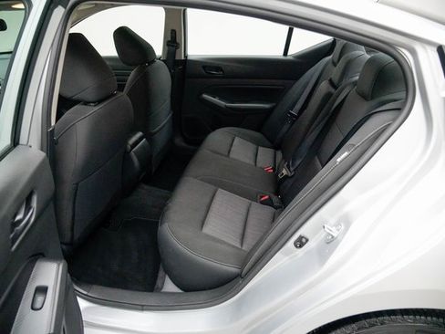 Used 2024 Nissan Altima 2.5 SV image 27