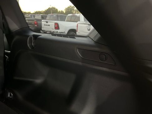 New 2025 Jeep Grand Cherokee Limited w/ Black Appearance Package image 37