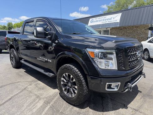Used 2018 Nissan Titan PRO-4X AWD/4WD image 1