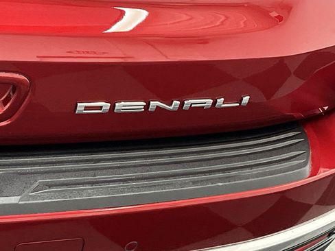 Certified 2021 GMC Yukon XL Denali w/ Denali Premium Package AWD/4WD image 39