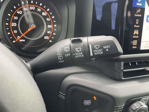 New 2026 Jeep Wrangler Unlimited Rubicon AWD/4WD image 33