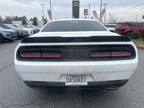 Used 2018 Dodge Challenger R/T Plus image 5