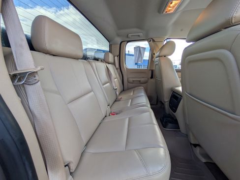 Used 2012 Chevrolet Silverado 1500 LTZ image 43