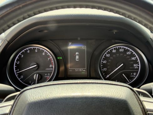 Used 2024 Toyota Camry SE FWD image 19