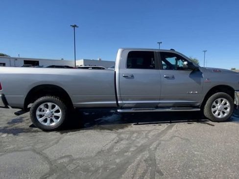 Used 2022 RAM 3500 Big Horn w/ Level A Equipment Group AWD/4WD image 9