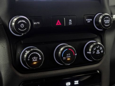 Used 2024 RAM 2500 Big Horn image 20