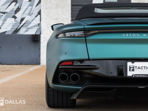 Used 2023 Aston Martin DBS Superleggera Volante RWD image 14