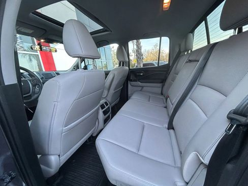 Used 2019 Honda Ridgeline RTL image 17