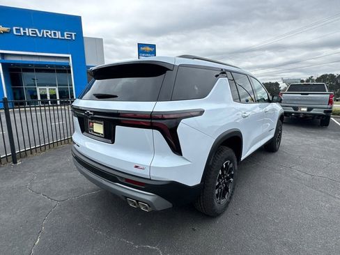 New 2026 Chevrolet Traverse Z71 w/ Driver Confidence Package image 6