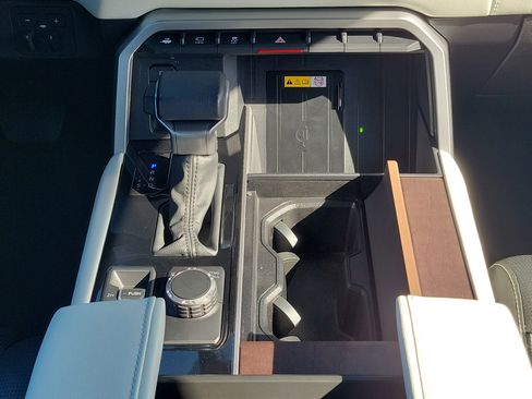 Used 2024 Toyota Tundra Capstone image 18