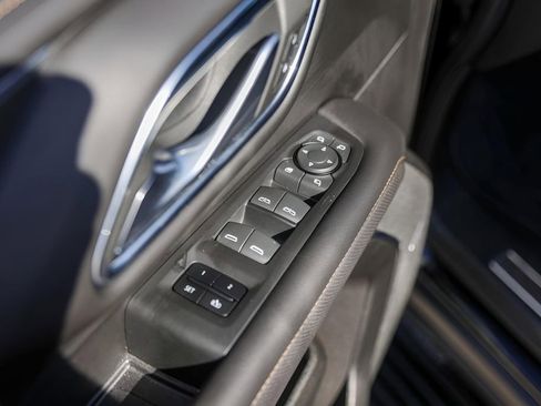 Used 2023 GMC Yukon AT4 w/ AT4 Premium Package image 25