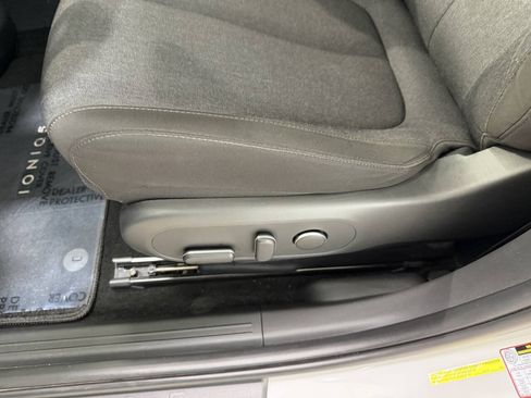Used 2022 Hyundai Ioniq 5 SE AWD/4WD image 23