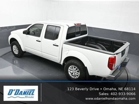 Used 2014 Nissan Frontier SV AWD/4WD image 15