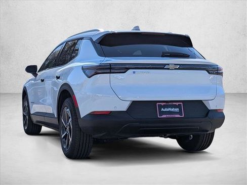 New 2026 Chevrolet Equinox EV LT image 7