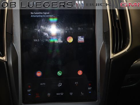 Used 2022 Ford Edge Titanium image 26