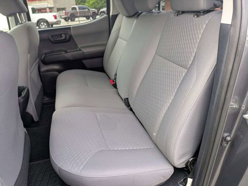 Used 2020 Toyota Tacoma SR w/ SR Convenience Package RWD image 13