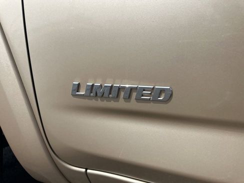 Used 2009 Toyota RAV4 Limited AWD/4WD image 4