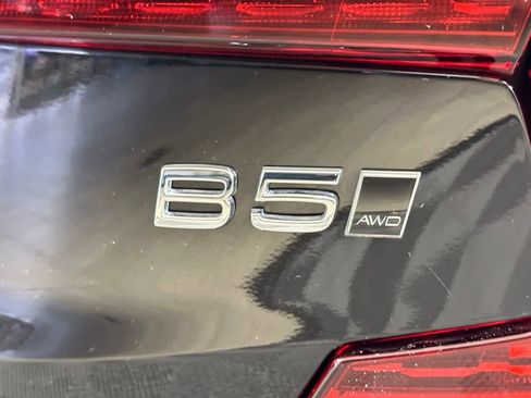 New 2024 Volvo S60 B5 Plus w/ Climate Package image 8