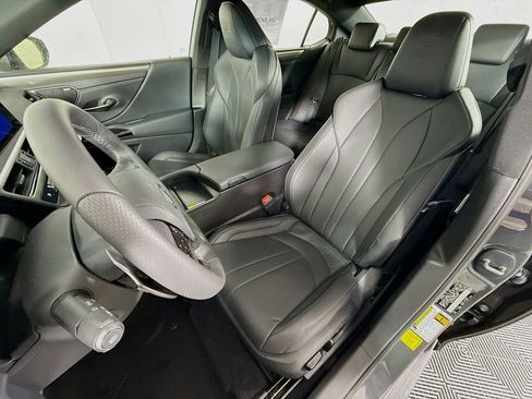 New 2025 Lexus ES 350 F Sport image 16