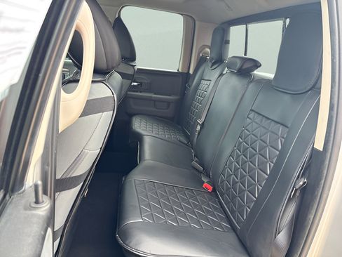 Used 2016 RAM 1500 Classic SLT AWD/4WD image 28