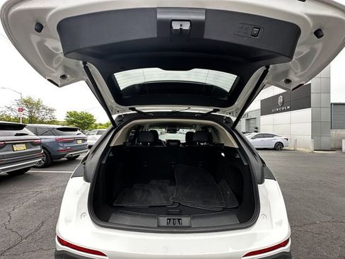 Certified 2024 Lincoln Corsair AWD image 41