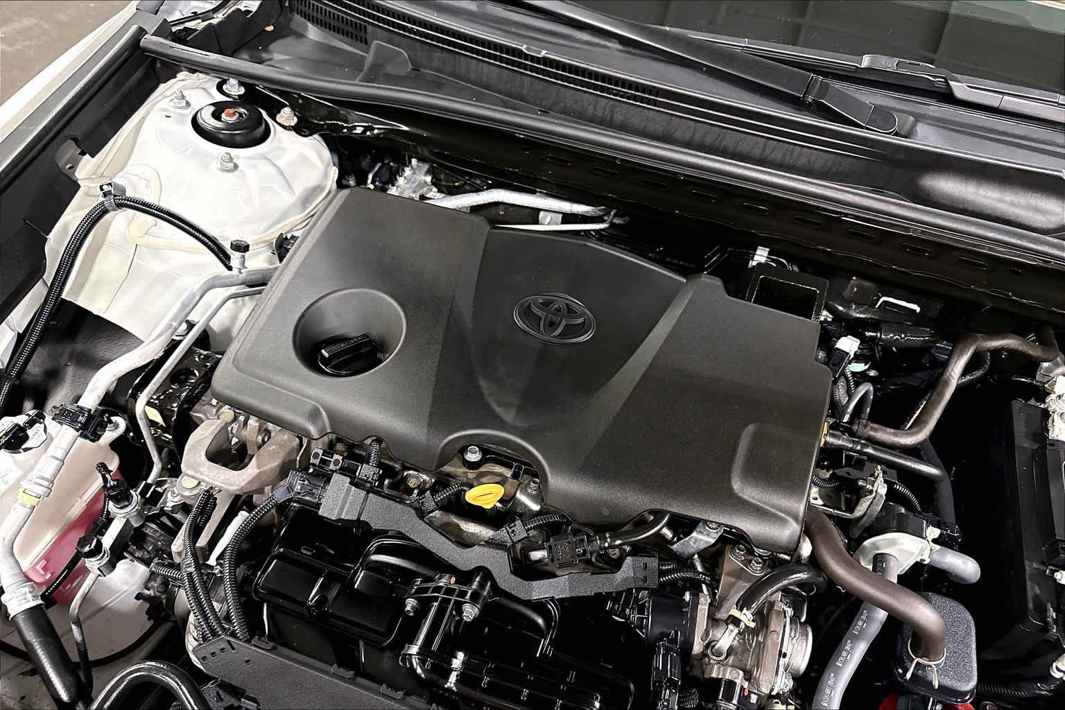 Used 2024 Toyota Camry SE w/ Cold Weather Package AWD/4WD image 33