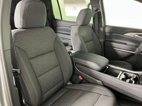 New 2026 Chevrolet Traverse LT w/ Driver Confidence Package image 14