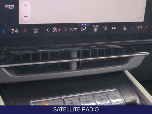 Used 2024 Lincoln Nautilus Reserve image 21