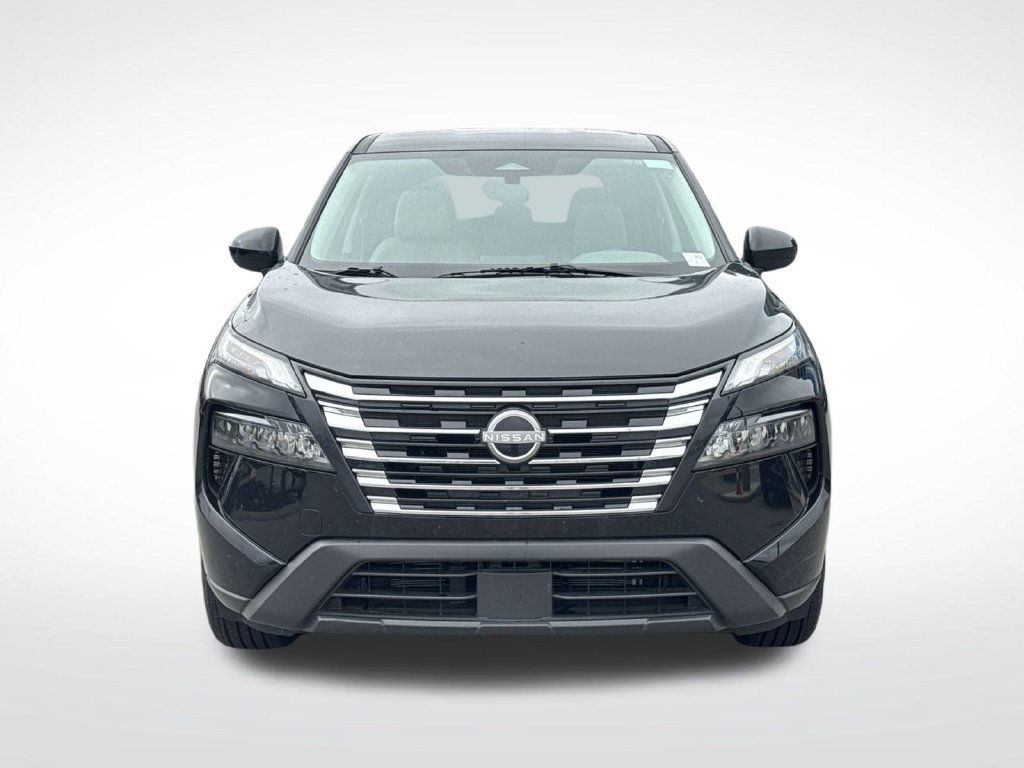 Used 2025 Nissan Rogue SV FWD image 9
