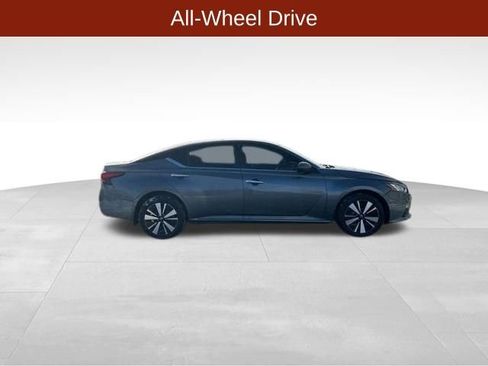Used 2022 Nissan Altima 2.5 SV image 8