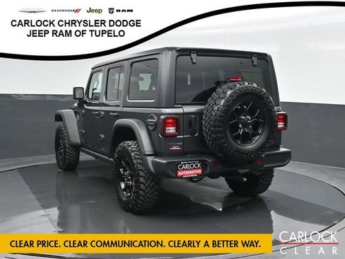 Used 2025 Jeep Wrangler Sport image 9