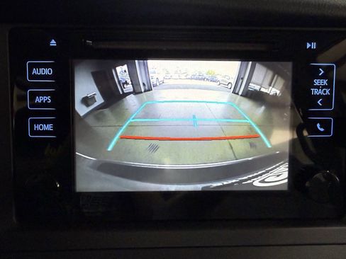 Used 2016 Toyota Sienna XLE AWD/4WD image 26