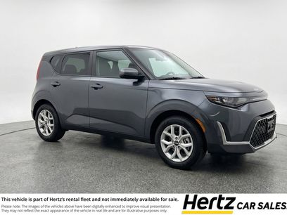 Used 2025 Kia Soul LX w/ LX Technology Package