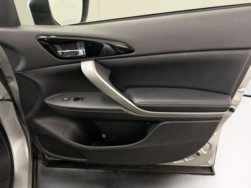 Used 2025 Mitsubishi Eclipse Cross SE image 34