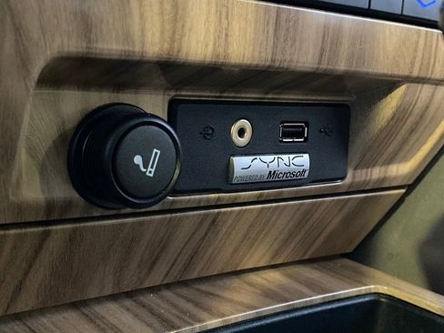 Used 2011 Ford F150 Lariat w/ Lariat Plus Pkg image 26