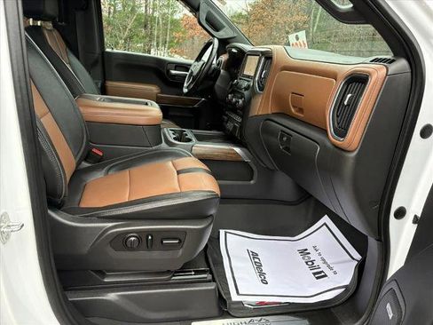 Certified 2021 Chevrolet Silverado 1500 High Country w/ LPO, Dark Essentials Package image 16