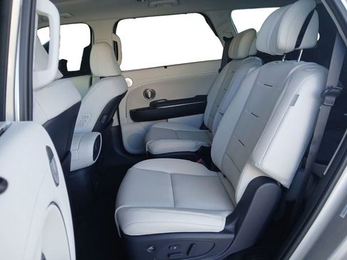 New 2026 Hyundai Palisade Calligraphy FWD image 13