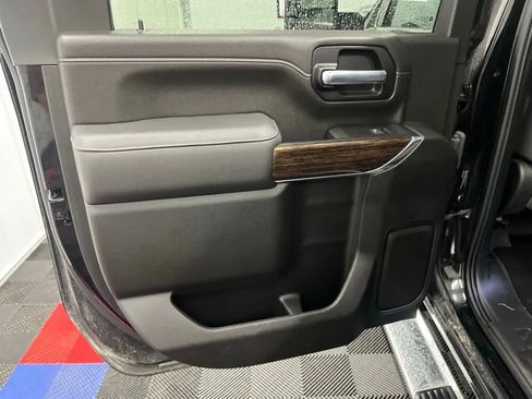 Used 2022 GMC Sierra 2500 SLE w/ SLE Convenience Package AWD/4WD image 16