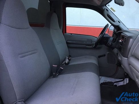 Used 2004 Ford F350 XLT image 28