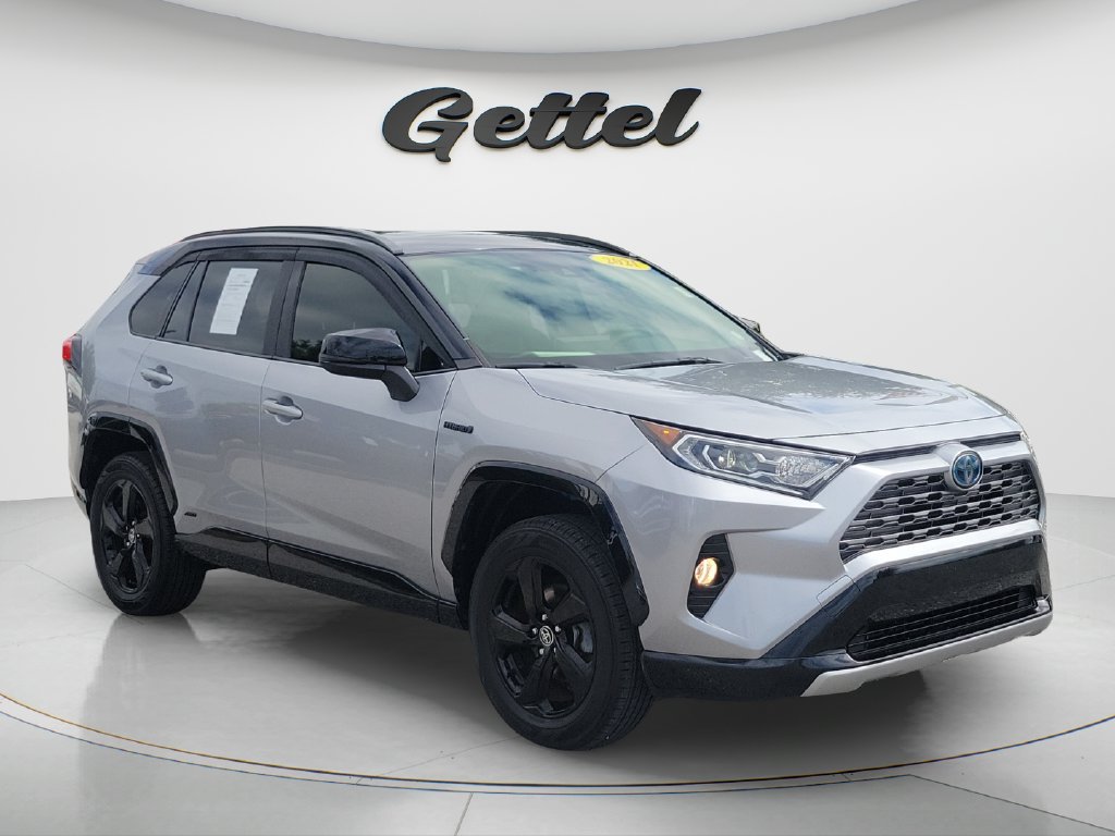 Used 2021 Toyota RAV4 XSE w/ XSE Grade Weather Package AWD/4WD image 3