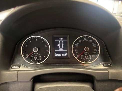 Used 2017 Volkswagen Tiguan Wolfsburg Edition image 2