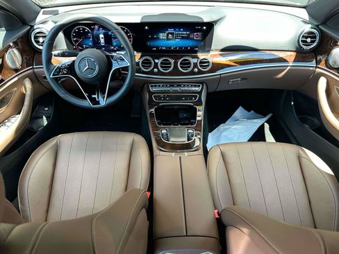Certified 2022 Mercedes-Benz E 350 4MATIC Sedan image 10