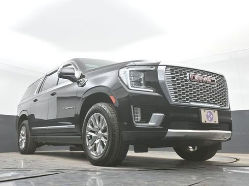 Used 2022 GMC Yukon XL Denali w/ Max Trailering Package AWD/4WD image 44