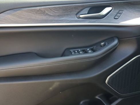 New 2026 Jeep Grand Cherokee Limited image 22