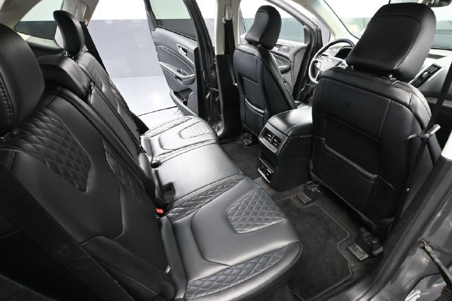 Used 2024 Ford Edge Titanium AWD/4WD image 34