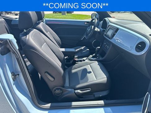 Used 2014 Volkswagen Beetle 2.5 FWD image 18