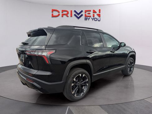 New 2026 Chevrolet Equinox RS w/ LPO, Floor Liner Package image 5