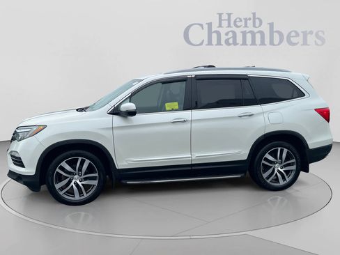 Used 2016 Honda Pilot Elite image 5