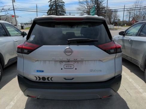 Used 2023 Nissan Rogue SV w/ SV Premium B Package AWD/4WD image 5