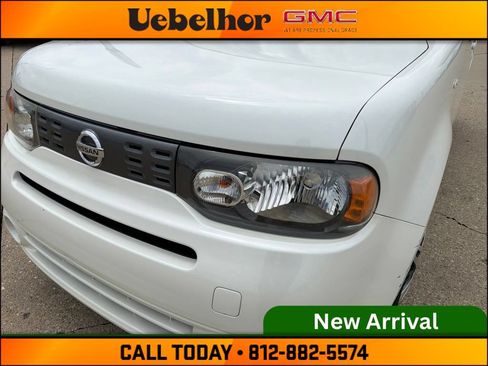 Used 2013 Nissan Cube 1.8 S w/ Interior Designer Pkg FWD image 13